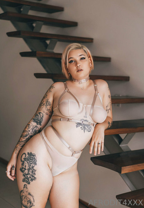 afrodit4x hübsche nackten bild