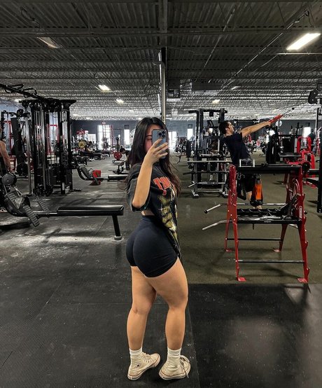 asiatische onlyfans mit großem arsch erwachsene exklusive galerie