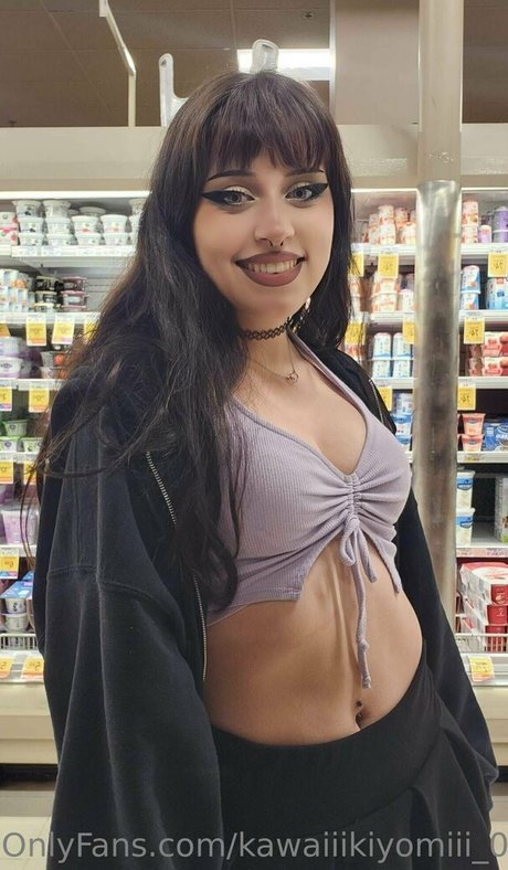 Rue Hernandez erwachsene foto