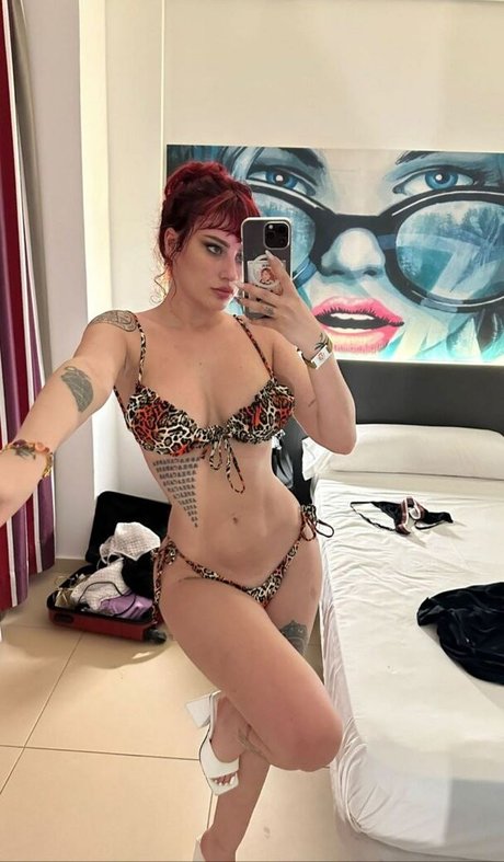 Merisiel model nacktheit fotos