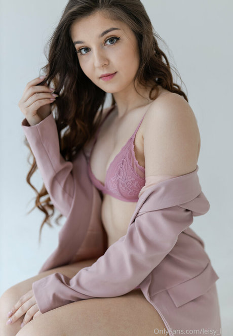 breite onlyfans exklusive xxx bilder