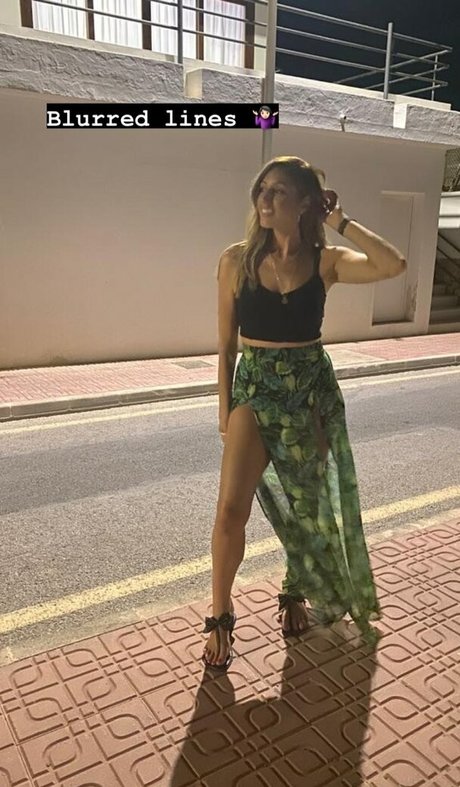 Rezzy Ghadjar schöne schöne foto