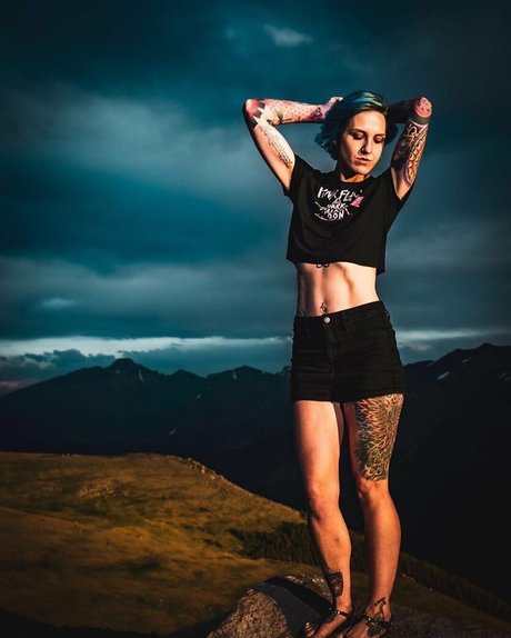 ellabarnettvip xxx nackte galerien