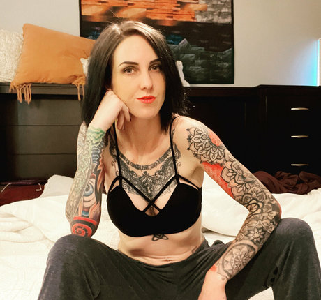 ellabarnettvip model porno galerien