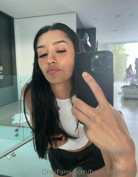 bootsthefeline hd porno galerie