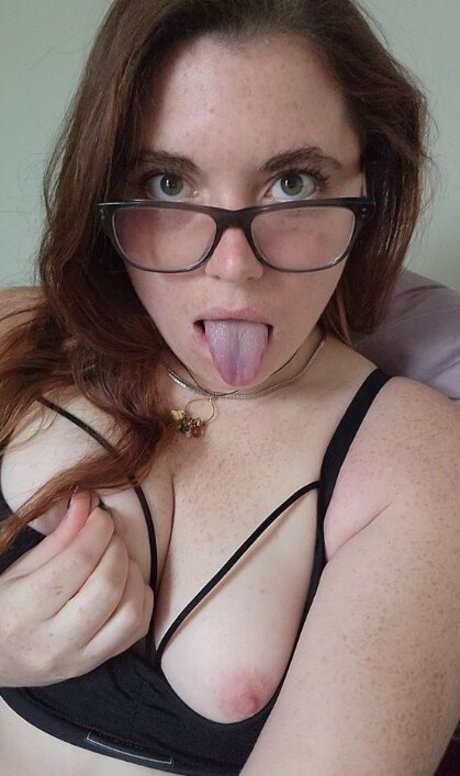 IsSheABrat kostenlose sexy bilder