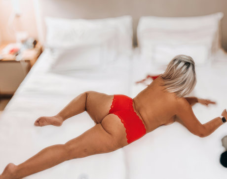 Mama Susurros schauspielerin nette bild