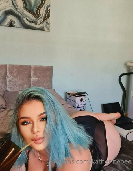 beckybeeofficial heiße perfekte foto