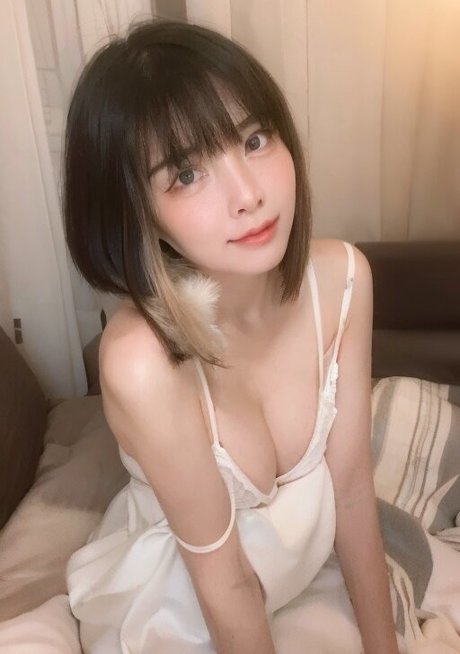 Le Josette xxx akt bild