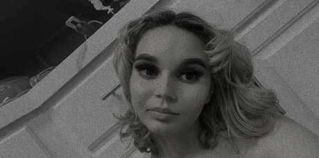 teen strumpfhosen onlyfans nackt sexy bild