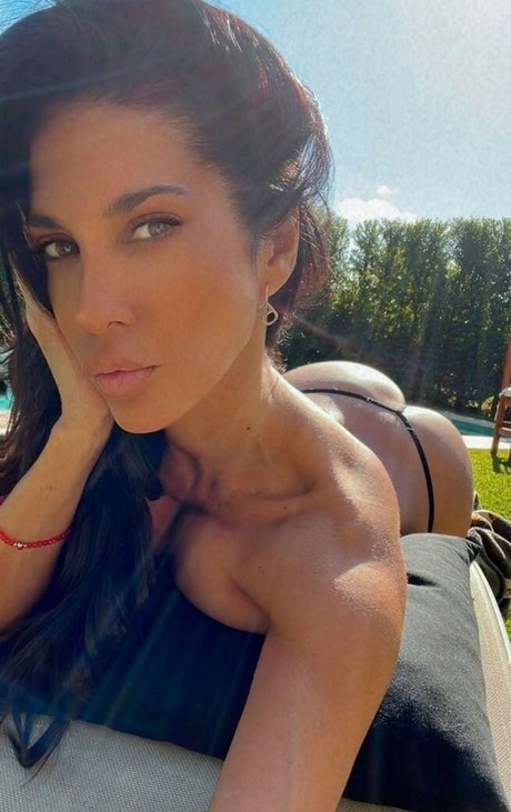 Silvina Escudero erwachsene akt bild