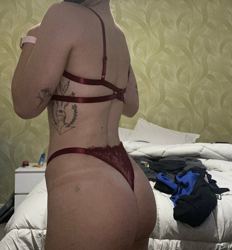 slxttycandy model sex galerie