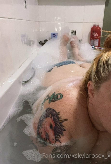 xskylarosex x schauspielerin perfekte foto