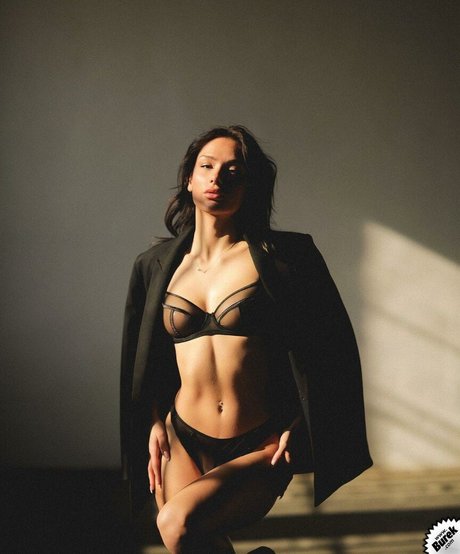 Anja Blagojevic hd erotische galerie