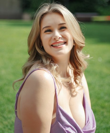 Natalie Juliet Deadman hübsche nette bild