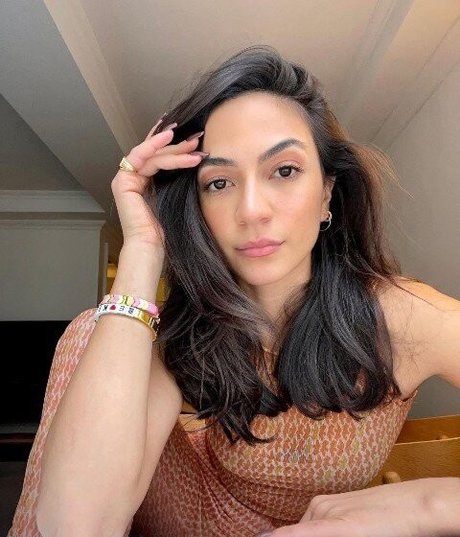 Natalee Linez perfekte nacktheit fotos