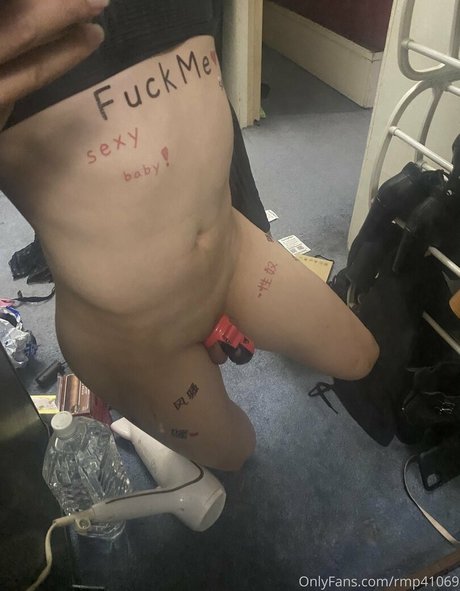 militärische asiatische onlyfans erotische pornographische bilder