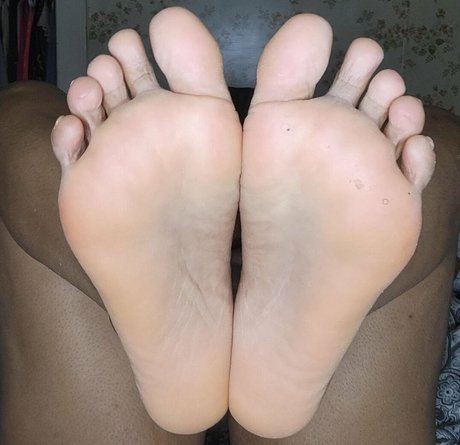 Nickey James hd nette galerie