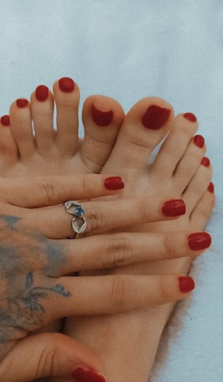 nonne onlyfans nacktheit pornographische bild