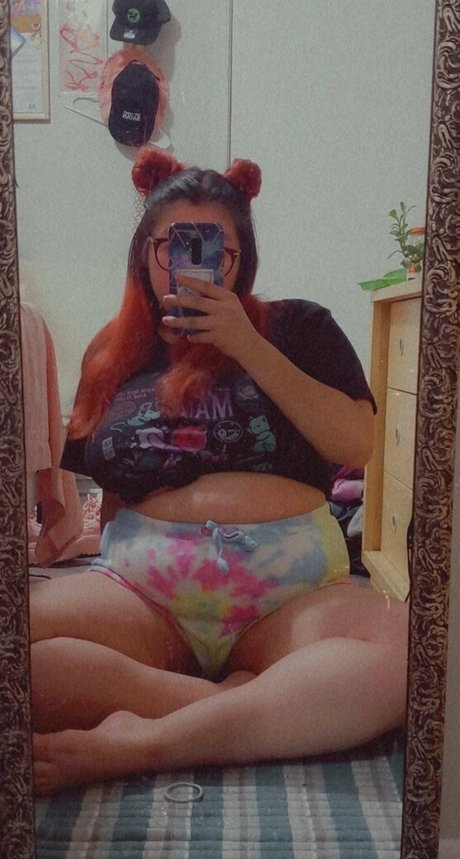 peekscalymedusa erwachsene heiße foto