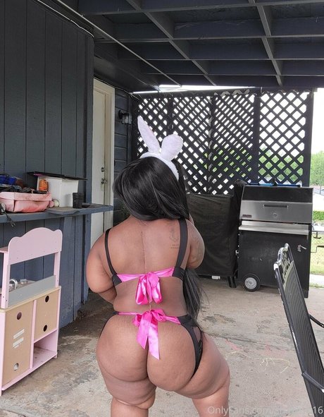 ukrainische teenager-onlyfans perfekte nackte foto