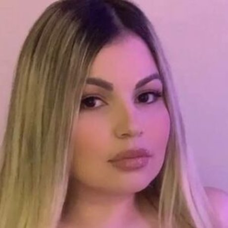 Almaawoo model galerien