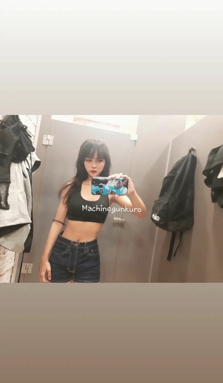 Kuro Emma porno hd fotos