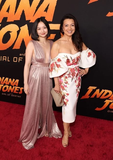 Michaela Zee freie schöne archiv