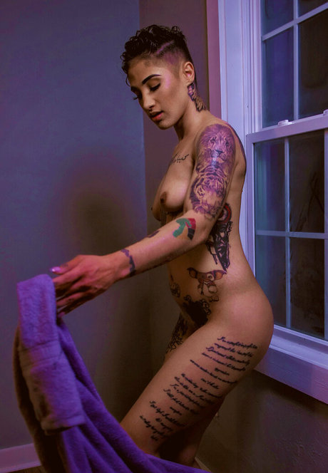 oklaafterdark schöne erotische galerie