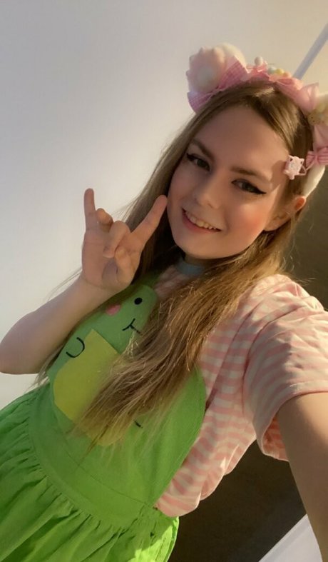 xmaddiemoonx exklusive top foto