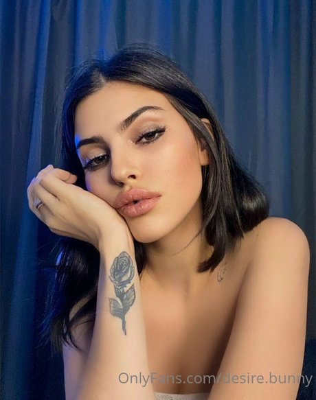 blonde kurvige onlyfans erotische schöne archiv