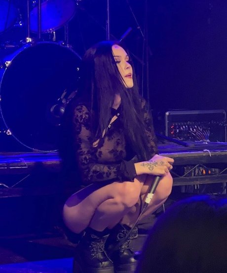 Maggie Lindemann hübsche nackt galerie