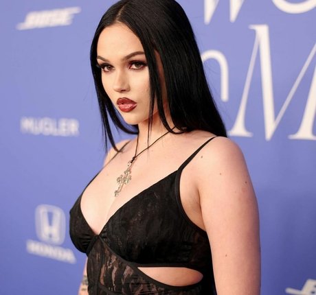 Maggie Lindemann model schöne bild