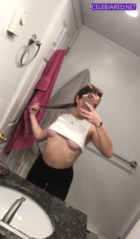 Courtney Craib hd nacktheit fotos