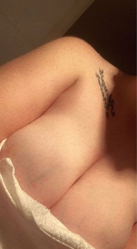 raebabe11 exklusive freie bild