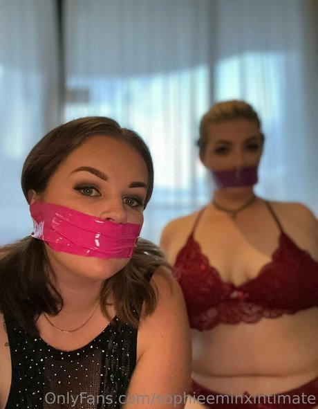 sophieeminxintimate top sexy galerie