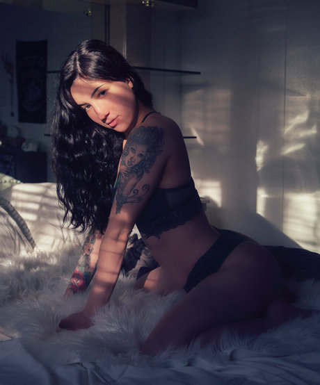 vaegasuicide nacktheit erotische bild