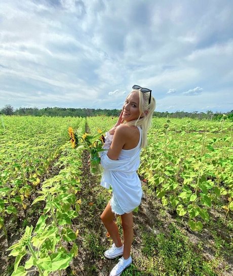 Madison Horacek perfekte hübsche archiv