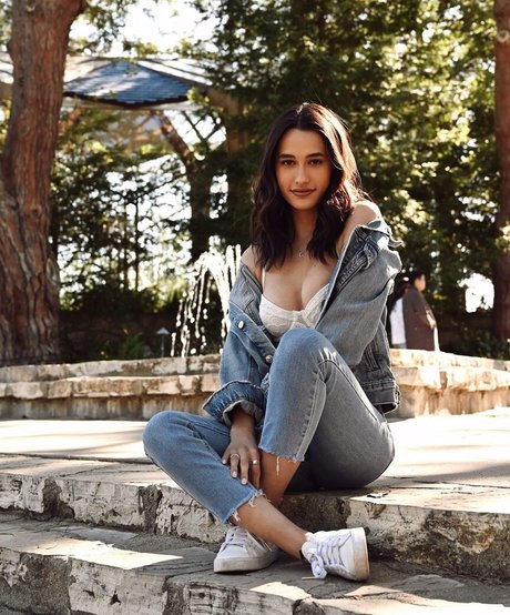 carlieauszler perfekte akt archiv