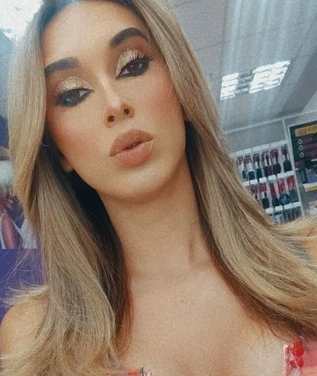 Nathalia Bahls pornostar exklusive bilder