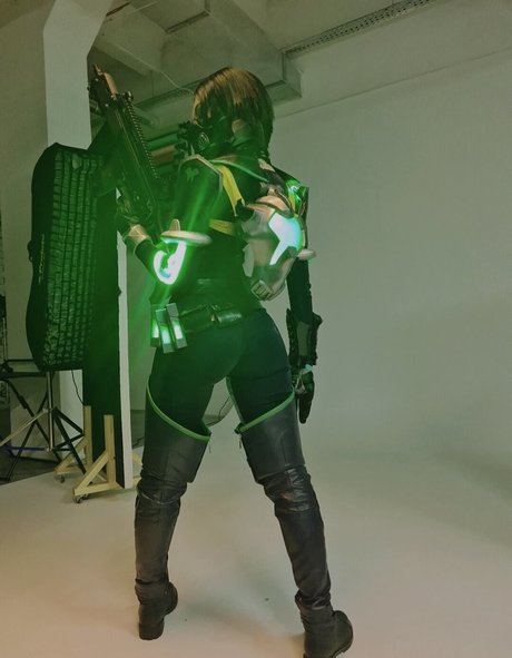 Carry Key xxx nackt bilder