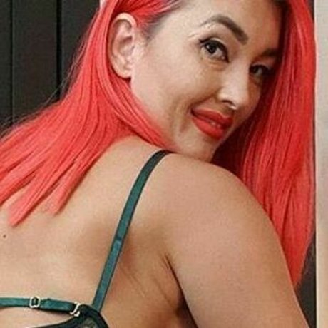 obedientsltt nacktheit pornografische bilder