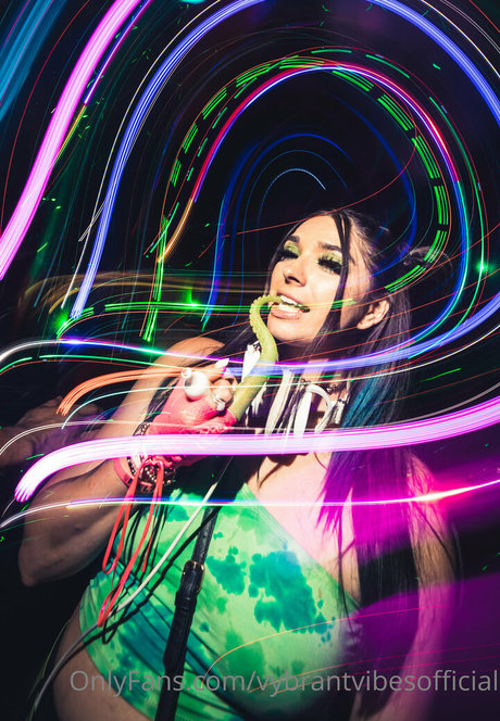 vybrantvibesofficial kunst schöne foto