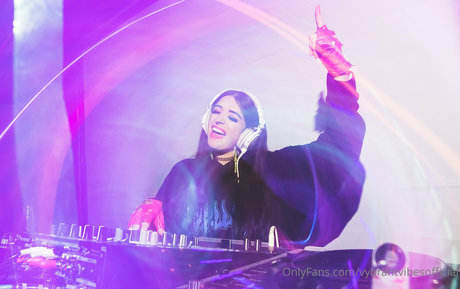 vybrantvibesofficial freie nette bild