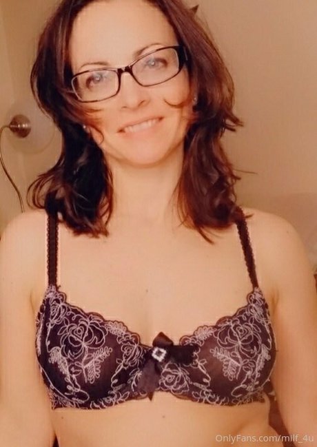 milf-schlampe onlyfans hübsche erotische galerien