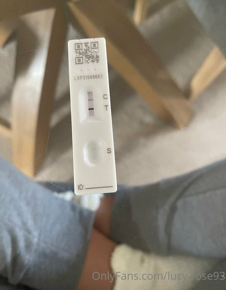 Lucy Rose93 freie akt foto