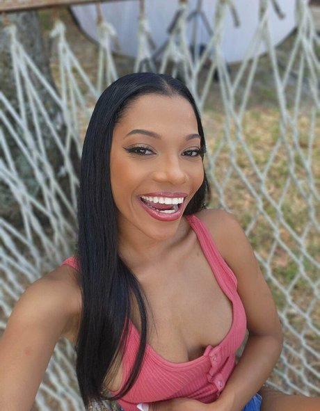 Eden Jabari beste exklusive fotos