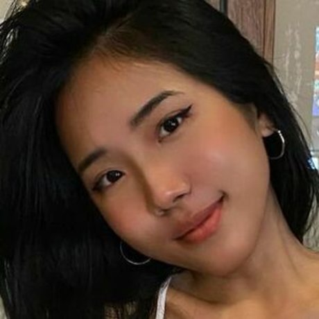 xxoojjff erotische nackte bild