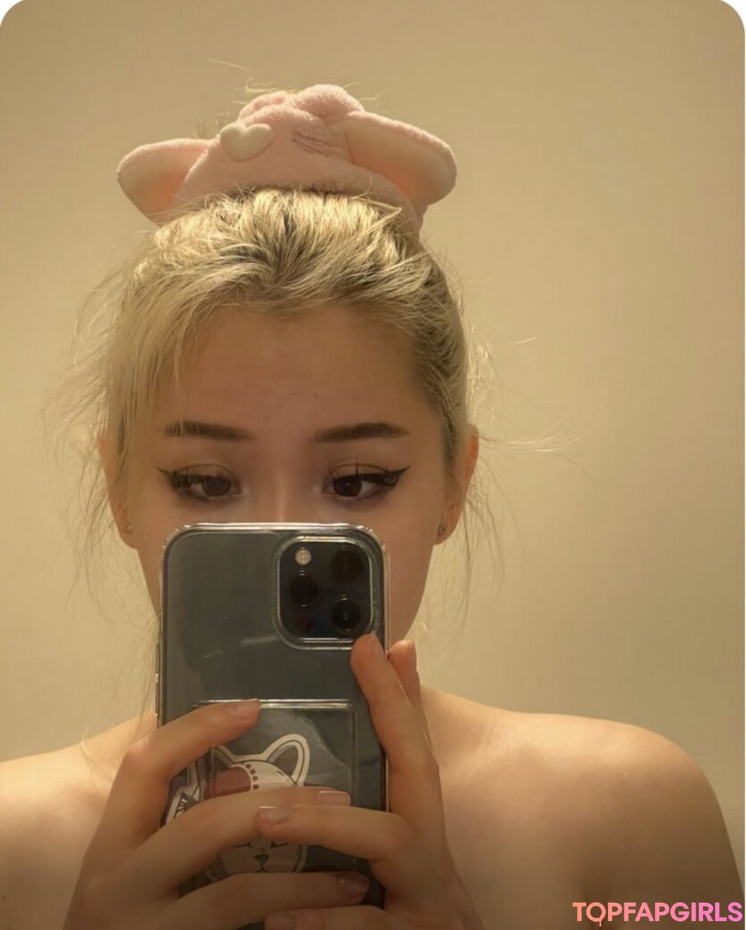 Ivy owowo kunst galerie