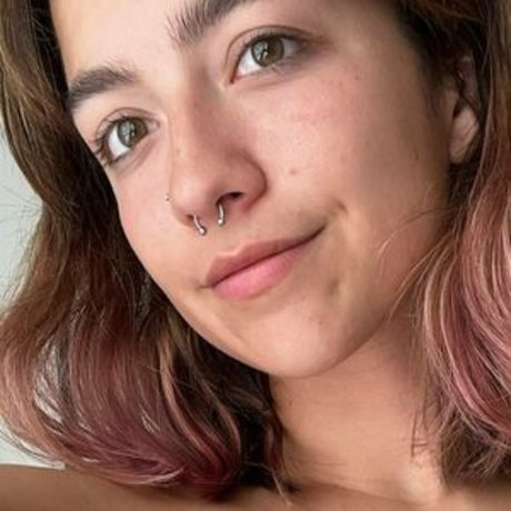 plantgrl model perfekte bild